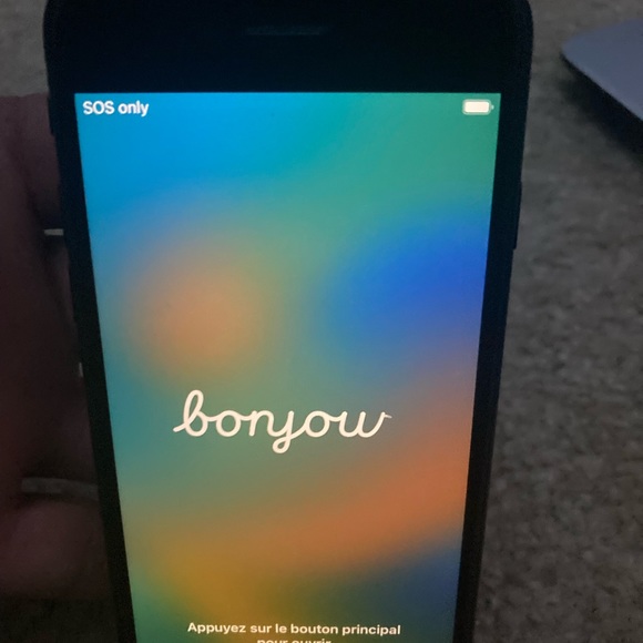 iPhone SE 2nd gen - Picture 4 of 5